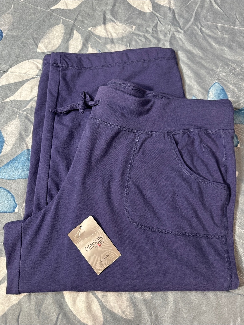 NWOT Danskin Blue Pull-On Knit Capri Pants w/Drawstring Sz XL 16-18 - Picture 8 of 9